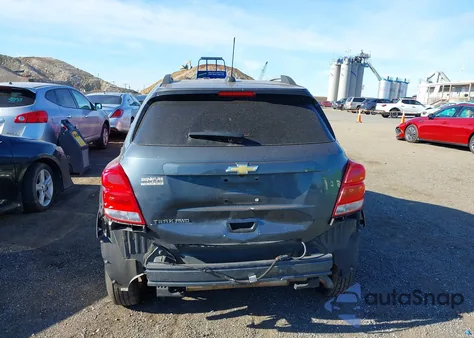 2022 Chevrolet Trax Awd Lt z USA, uszkodzony, nr VIN KL7CJPSM7NB560335